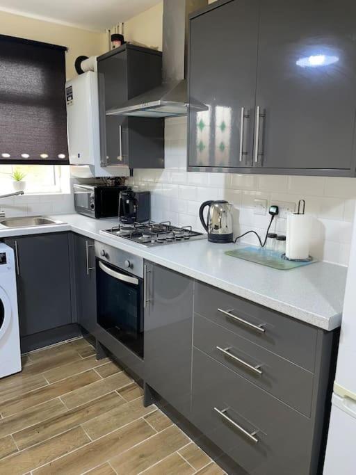 Modern 2 Bedroom Apartment In Derby City Centre エクステリア 写真